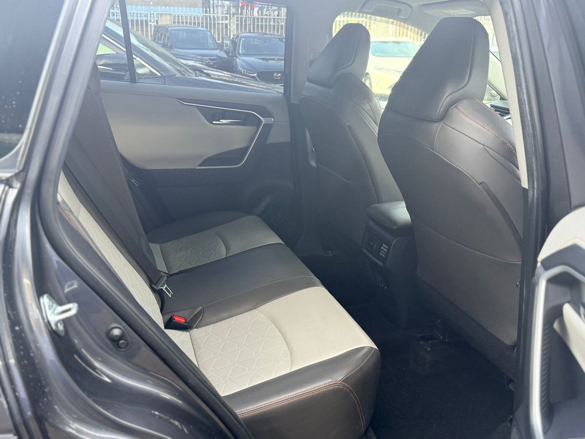 CarsSigra's tweet image. Toyota RAV4 
Adventure
2019
83k Mileage, Alloys rims, DVD player, Reverse camera, Parking sensors, Eyesight, Istop
Ksh.3.95M
Finance option available:
Deposit: 1M
Balance: UpTo 72 months
Call or WhatsApp us on:
0702423474
#cars #today #toyota #sigramotors #fyp