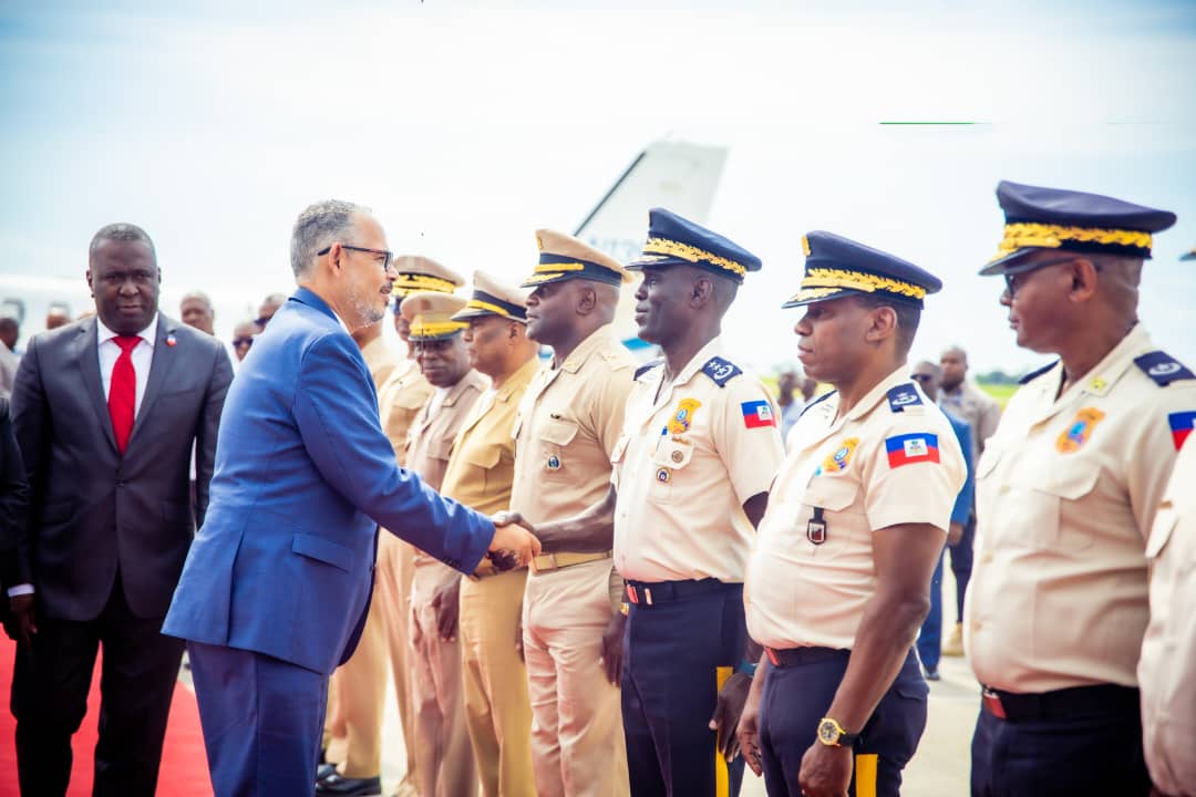 André Jonas Vladimir Paraison tweet media