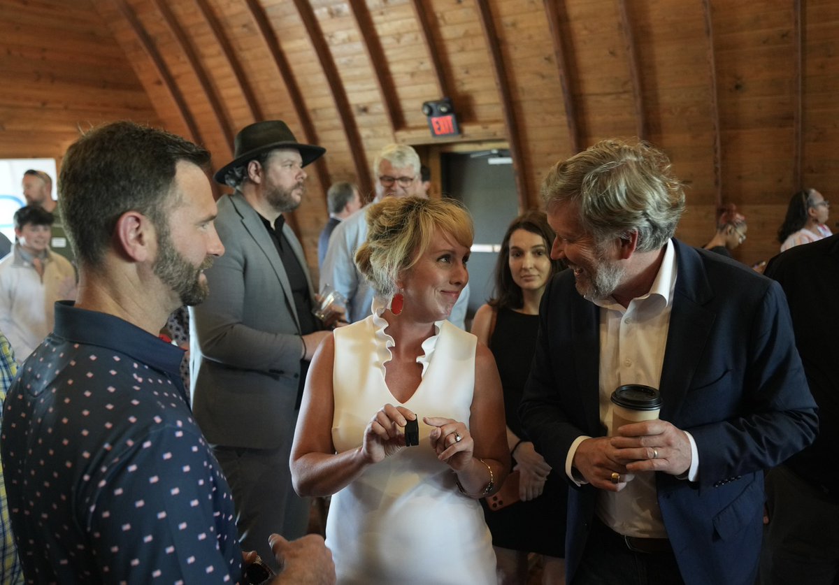 Thomas Massie tweet media