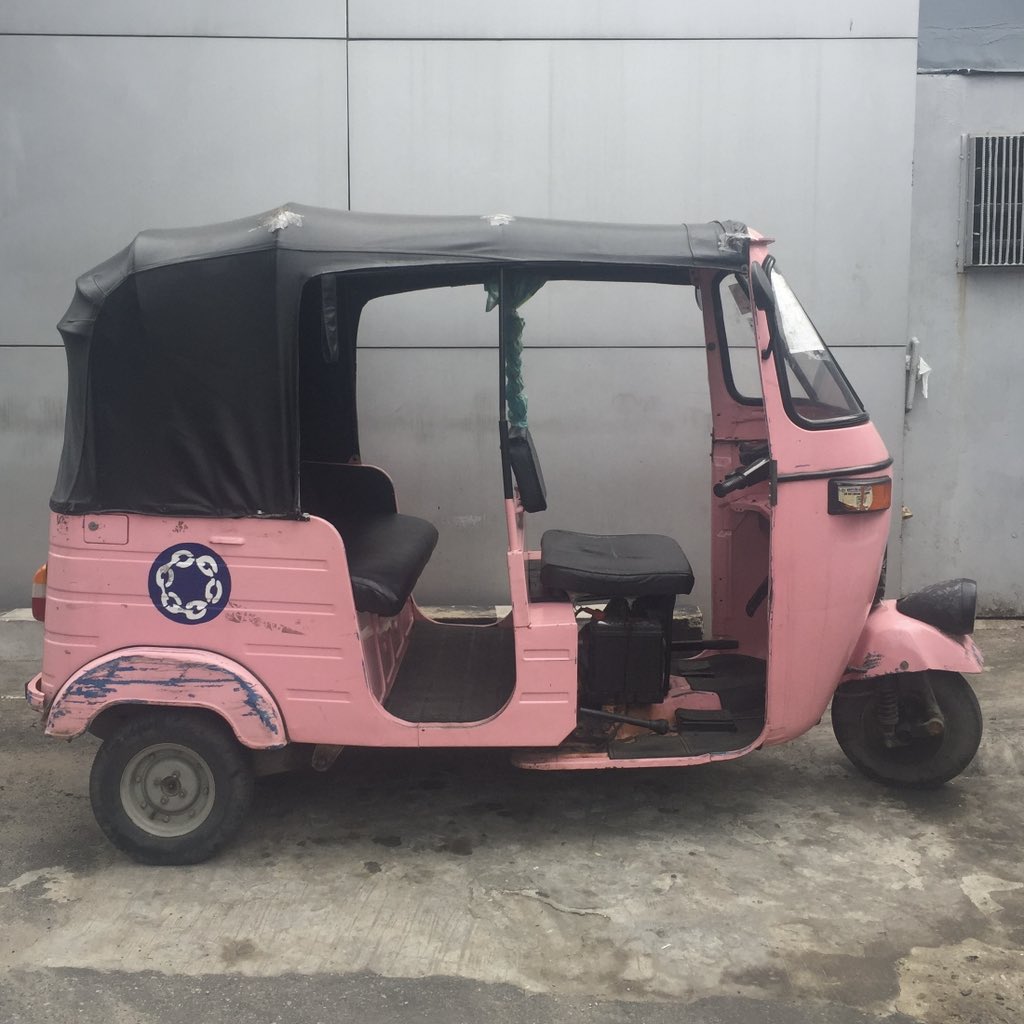 kemtrails_'s tweet photo. Lagos in my favourite colour https://t.co/dEjV38peHl