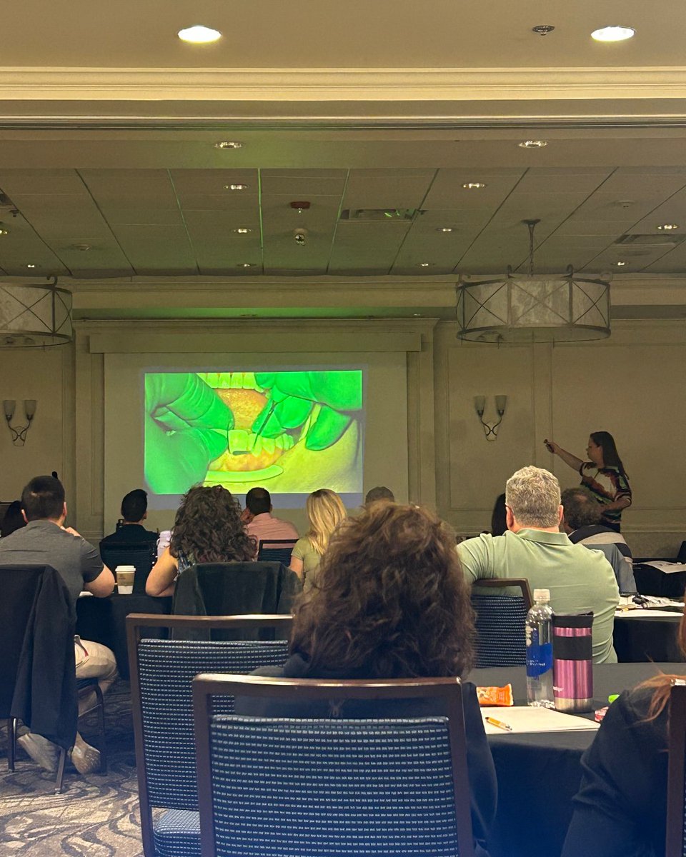 kuraraydentalus's tweet image. Dr. Susan McMahon’s workshop on Biomimetic Dentistry with the 24 attendees from the Stark County Dental Society!

#dental #dentistry #dentaleducation #dentaltechnology #dentalinnovation