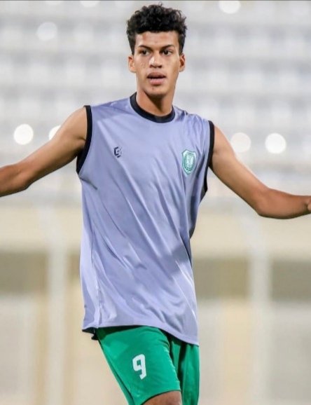 abo_bandar5155's tweet photo. ،، لاعب موهوب قادم نحو النجوميه،الحسن باحجاج لاعب نادي الإتحادلكرةالقدم فريق للناشئين،موهبة وهداف قادم على الطريق،قدم مستويات متميزه مع فريقه حصل على هداف مجموعة محافظةظفاروقاد فريقه لدور الأربعة،انضم لمنتخب الناشئين سابقا،ولم يتم إختيارة  في القائمة الجديدة،علامة إستفهام كبيرة. https://t.co/lQJbv23sx8