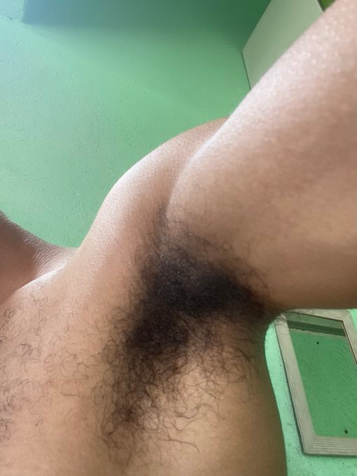 merkadimiele tweet media