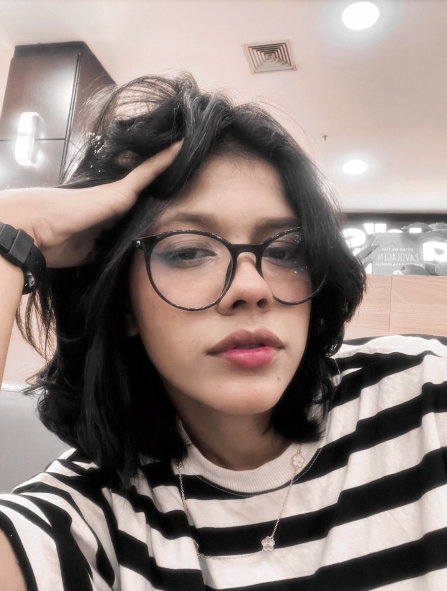 _aussieracha's tweet image. oiii meu primeiro ssd nessa conta &amp;gt;&amp;lt; 

#ssd #stayselcaday #hyunjin #straykids