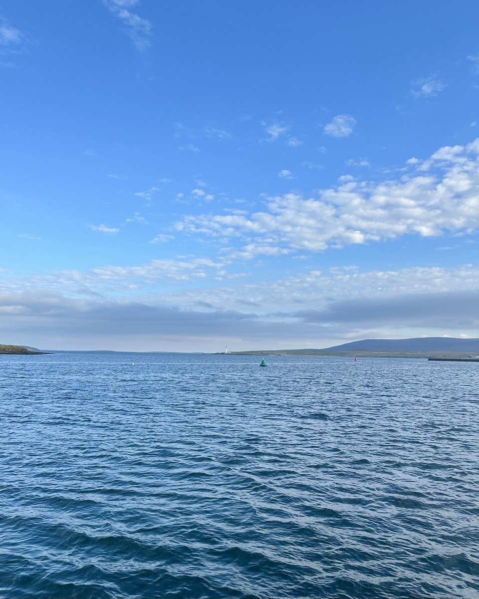 SeaMeakin's tweet photo. A beautiful evening in #orkney 🤩 https://t.co/7cvjIDhqjF