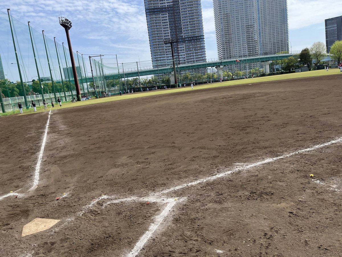 topgun_bbc's tweet photo. 【活動報告】4/19(日)春季大会2回戦
東京都中央区月島運動公園野球場で、オールスターズ様と対戦し、4回コールド7-0で勝利しました⚾️

3回戦は5/10(日)に環境ステーション様と対戦です😊なお、4/26(日)もOP戦です✨毎週活動をし、準備していきます‼️

中央区所属のトップガンでは新規メンバー募集中🎵 https://t.co/lbKDhvp3Rv