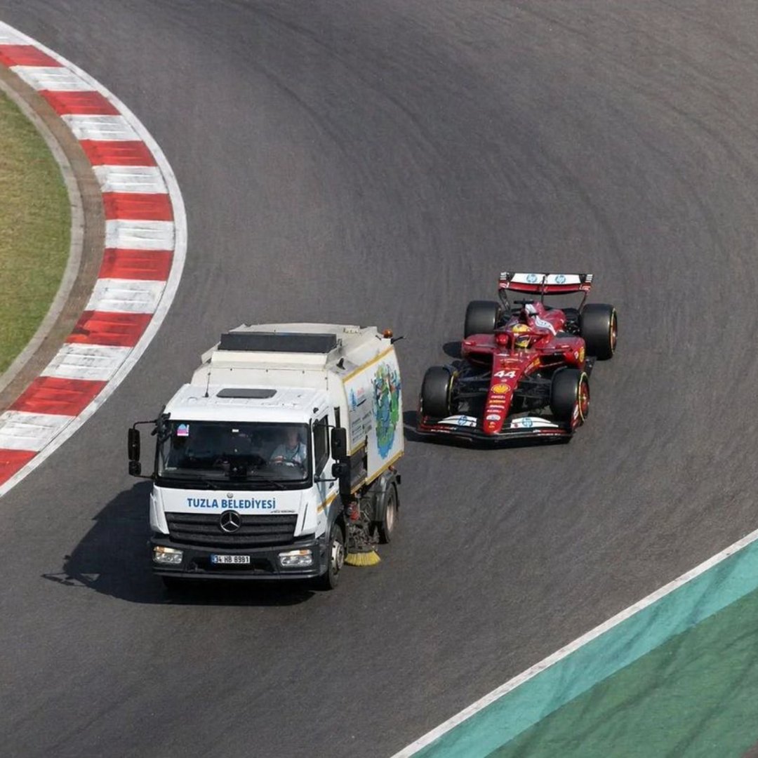 Pusholder tweet media