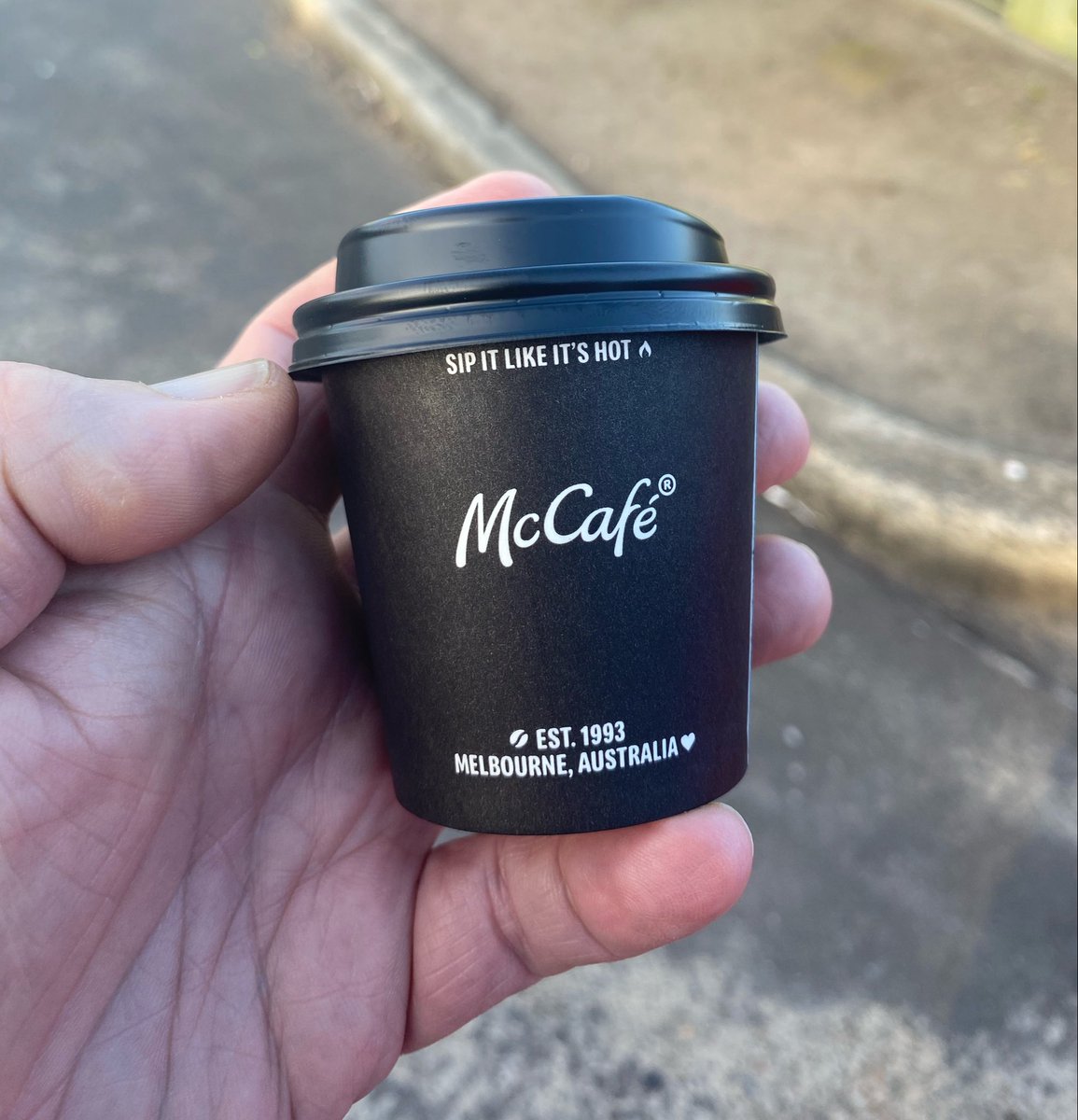 p_terg's tweet photo. #Maccas #WankerCoffee #WhenInMelbourne #NotInMelbourne #McWankerCoffee https://t.co/14Az1RReMI