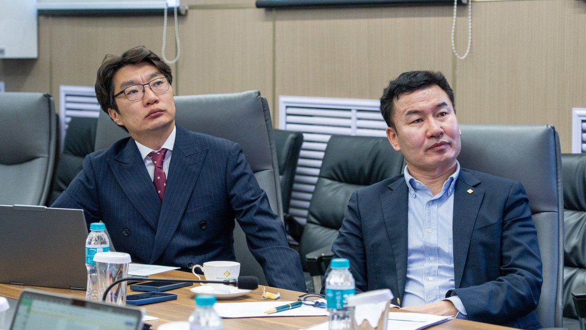 Erdenes Mongol LLC tweet media