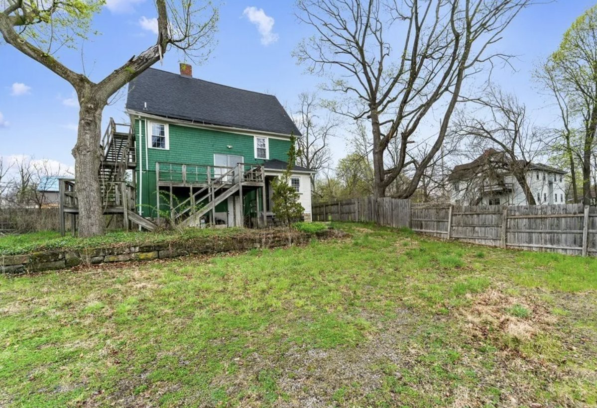 oldhouseunder50's tweet image. Spacious c.1907 #Ohio Three-Story – $69K. Details below in the link comments. 
oldhousesunder100k.com/spacious-1907-…