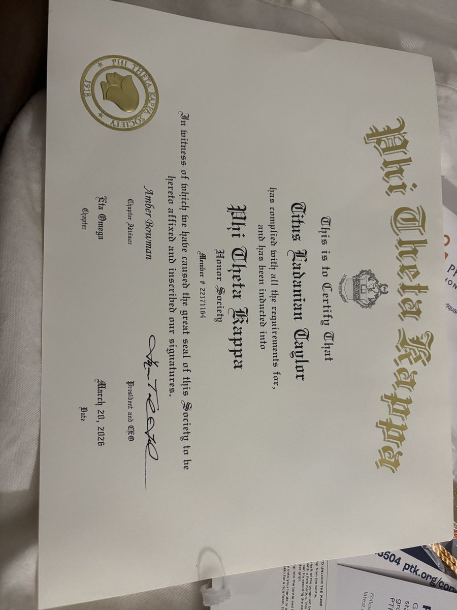 TitusTaylor7834's tweet photo. Getting it done on and off the field 
#LordIThankYou!!! #Phi theta kappa @CoachPhil_ODU @coachfleming17 @CoachSCoughlin @CoachSwaggy_T @CoachMDavis12 @DrewCasa_ @Metcalf79 @Bigvin78 @Erik_Losey5254 @CoachRamirezJSU https://t.co/vRjix4oaka