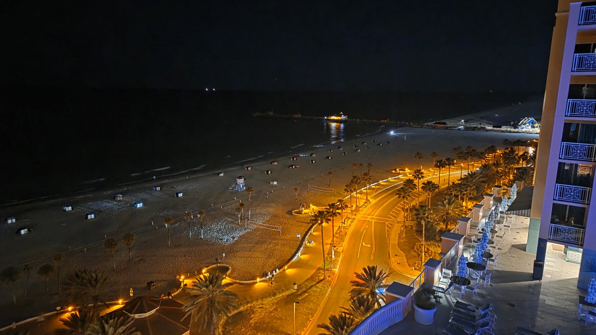 Leisure_TimeTV's tweet photo. Made it to Clearwater Beach! Just in time for #LiveMusicWeekends !! https://t.co/ZIXgnHZTd7