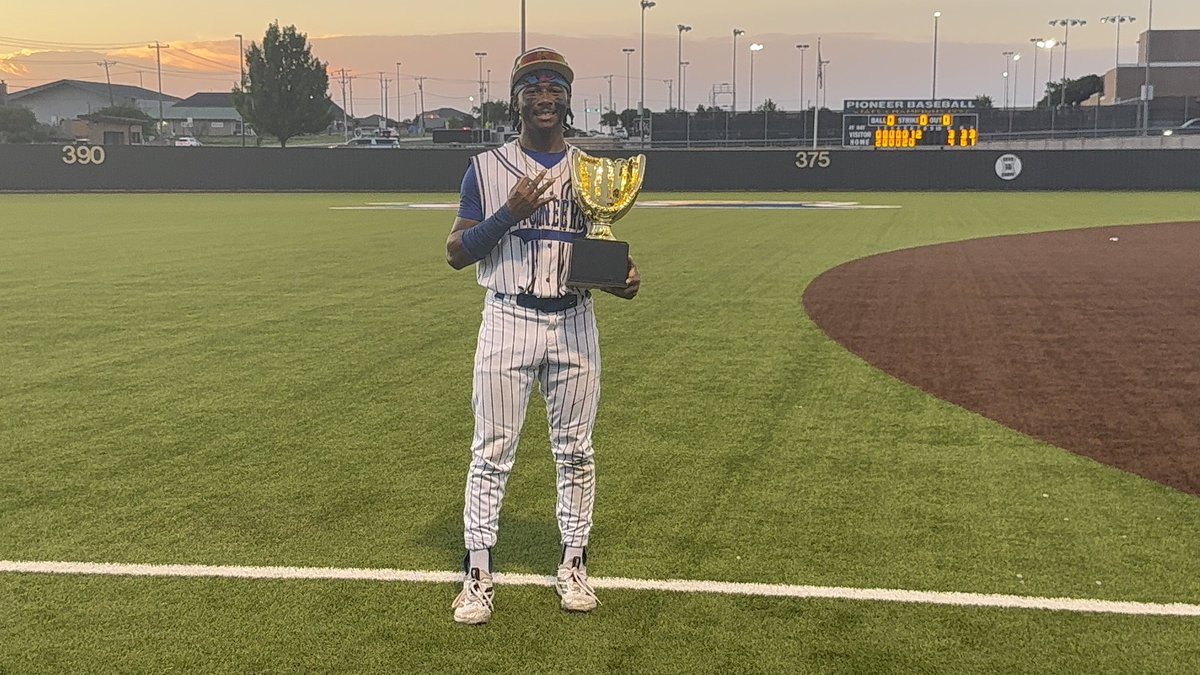 TerrenceCaston's tweet photo. District Champs
2-3, Walk, 2 Runs, 2 SB @fwtxbray23 c/o 2028 @BaseballBoswell @CoachStone09 @ChadPittman12 @MidlandBasebal @recruitmidland @PrepBaseball_TX @PG_Uncommitted @FiveToolTexas @TCU_Baseball @TexasBaseball @AggieBaseball @UTSABSB @DBU_Baseball @UTAMavsBSB @LSUbaseball https://t.co/P5sD4inSEW