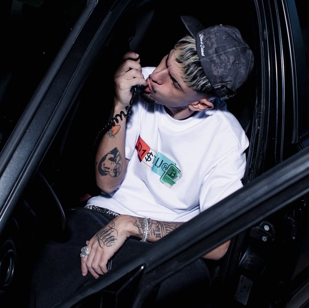 OUVE MUITO! tweet media