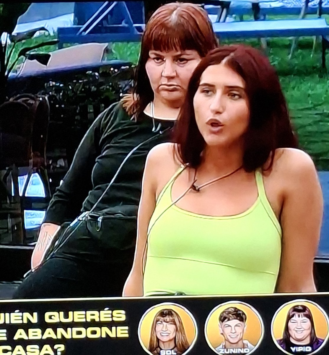 Solzia//-YIPIO AL 9009- tweet media