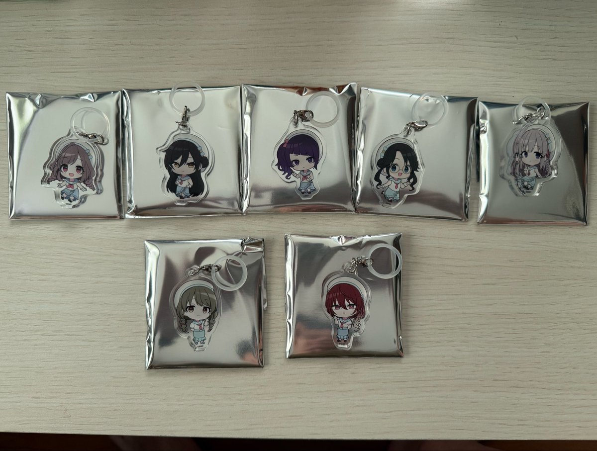 between0401's tweet photo. 【交換】アイドルマスター シャイニーカラーズ シャニマス 横浜マリンタワー コラボ

譲) めじるしアクリルチャーム
恋鐘 結華 摩美々 咲耶 霧子 にちか 美琴

求)定価

シャニマス8thライブでの現地交換。両日います。 https://t.co/oFNYcgNIUh