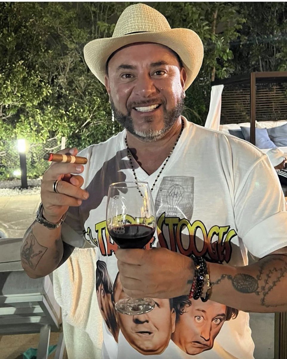 🚨 Los ojos de la Directiva de Cruz Azul 🚂 sí están puestos en Almeyda y Mohamed, más una o dos opciones más que presentará Iván Alonso. 

Desde ya se trabaja en el próximo DT de Cruz Azul 🔥…