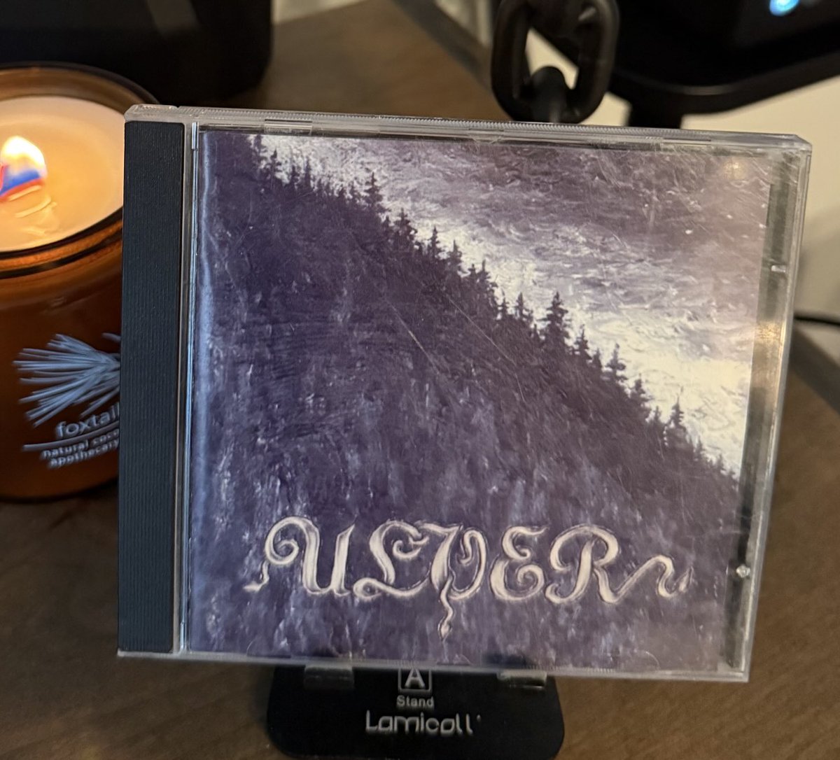 𝖇𝖑𝖆𝖈𝖐 𝖒𝖊𝖙𝖆𝖑 𝖋𝖗𝖎𝖉𝖆𝖞