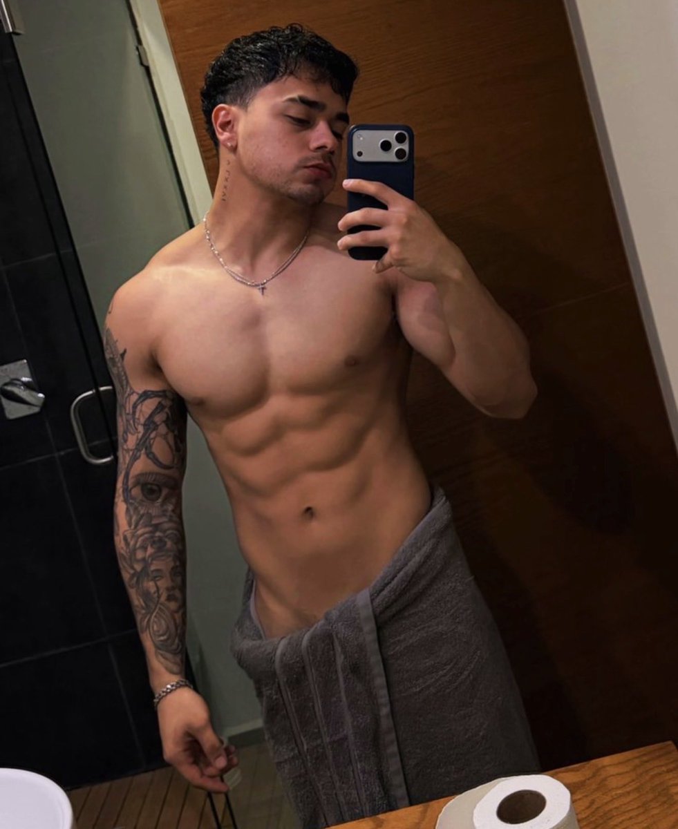PerfectXvid's tweet photo. Soymanub 🔥🔥 https://t.co/QRziUjgyY0