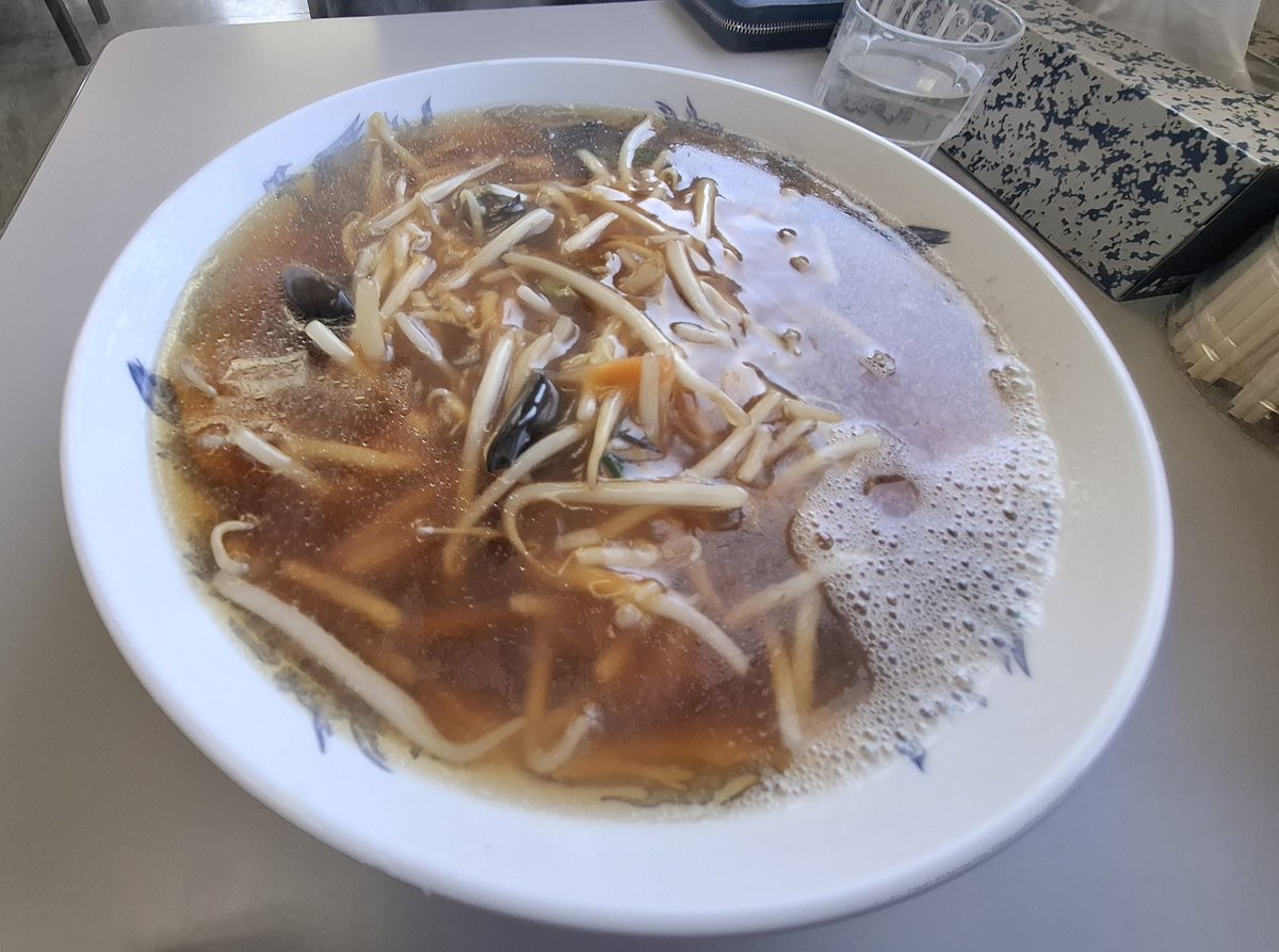 mayu_1110790's tweet photo. 大将
もやしあんかけラーメン
味噌ラーメン https://t.co/0RnGN8pRGr