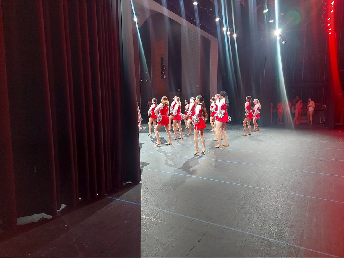SftStorm's tweet photo. We got to spend our night as guests of the Olathe North Eaglettes!! What a wonderful show!! Congrats on a great show!! https://t.co/5I9DgFLiNc