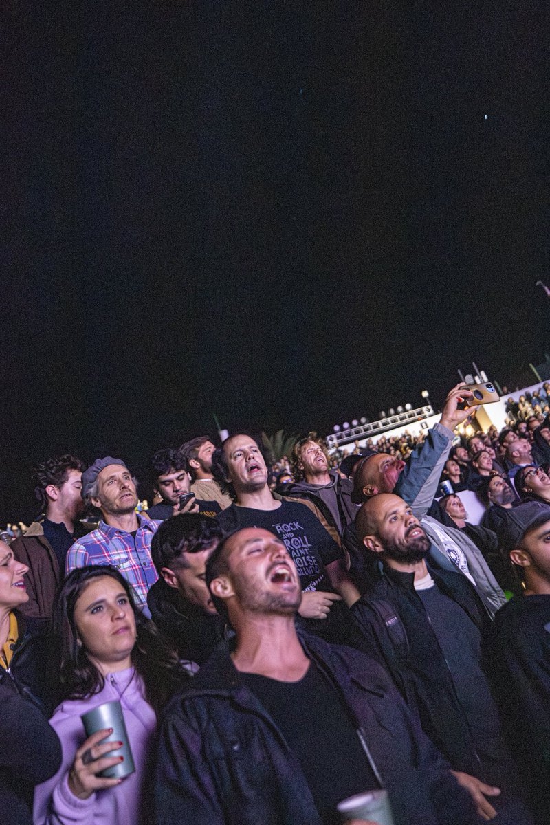 teatrodeverano's tweet photo. 🔥 Buenos Muchachos abrió la caja de canciones en un Templo que quedó resonando.

Mañana, segunda fecha de un regreso imperdible. 

📸 Mauro Cardozo

Viví desde dentro la #EmociónACieloAbierto https://t.co/pIVoNJJjpI