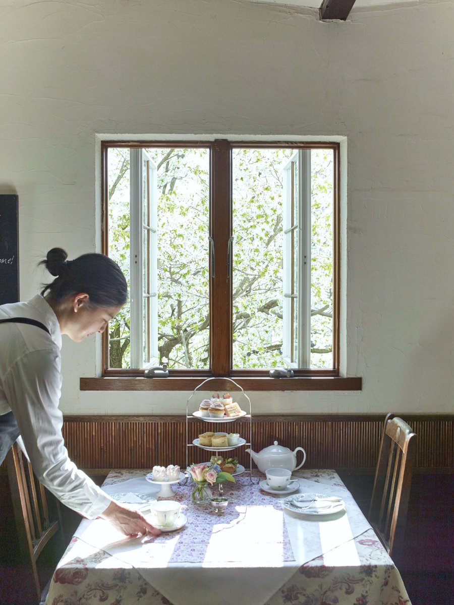 TeaTime_333's tweet image. 本日4月25日（土）21時から「Tea Time 20」発売記念のスペシャルアフタヌーンティーのお申し込みを受け付けます。詳しくは次のURLからご覧ください。
instagram.com/p/DXiajsUFC1X/
teatimemagazine.jp
#teatime #ティータイム #紅茶 #BRITISHCAKEHOUSE #アフタヌーンティー #teatime20は5月1日発売