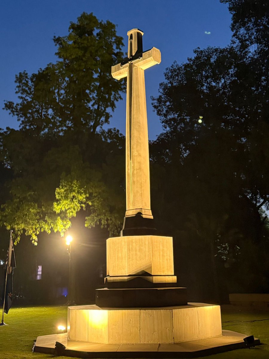hamidullah_riaz's tweet photo. In a graceful and profound commemoration, @bdhc_delhi colleagues and I joined men | women in uniform & diplomats for #ANZACDay Dawn Service at Delhi War Cemetery.
It's to honour courage | sacrifice of those who laid their lives in Gallipoli (1915) during WWI and in battlefields since.
Thanks Amb Philip Green (@AusHCIndia) for drawing us together, to stand in solemn reflection and salute unknown men | women who did their most to secure us in peace and harmony.
#LestWeForget #Australia #NewZealand