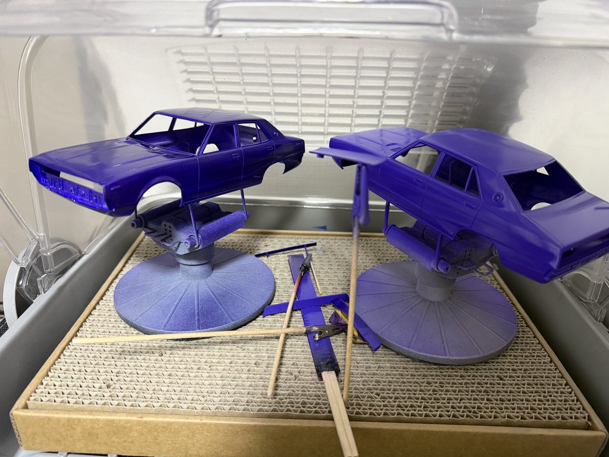 329Spt's tweet image. #アオシマ 
#ケンメリ
#SSR
#浅リム
#パープル
仮組み…やらかしたボディを修復。
もう一台もやらなきゃ

x.com/329spt/status/…