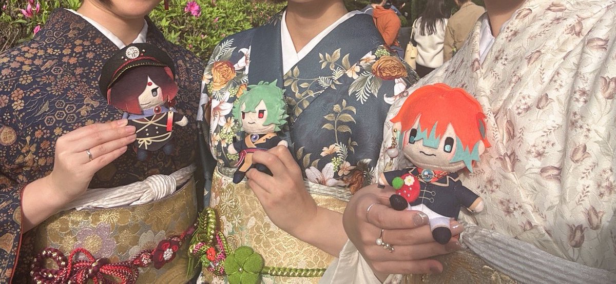 反復横跳び tweet media