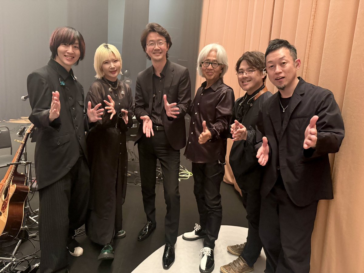 camacho_drums's tweet photo. 『徳光和夫 人生の名曲に喝采を！コンサート 2026』で演奏しました🥁

昨年に引き続き豪華な出演者の皆々様、
歌もトークも素晴らしかったー！
時代を超えて愛されている楽曲の力を改めて感じました。贅沢な時間でした😋 https://t.co/SAW8JJl4vz