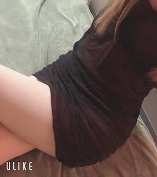 みか@HOWEVER tweet media