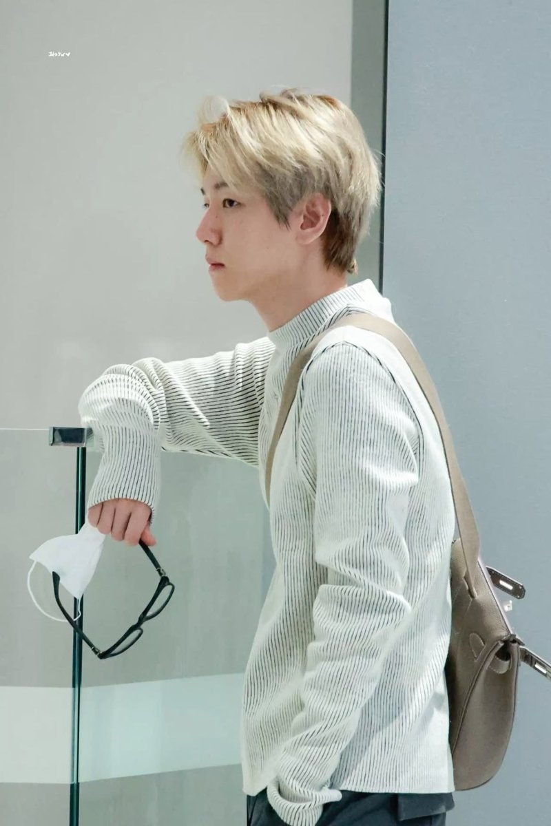 sᴏғᴛ⟁ tweet media