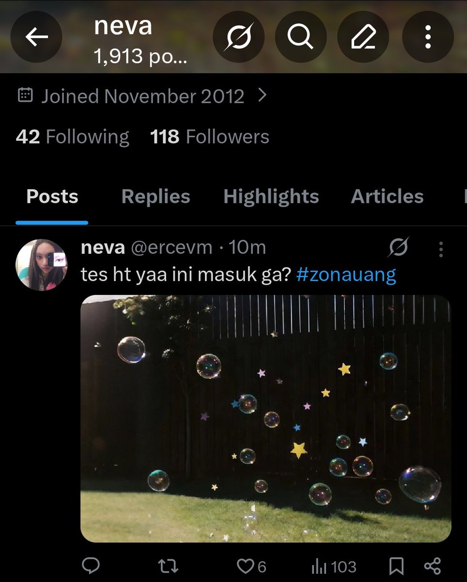 lola tweet media