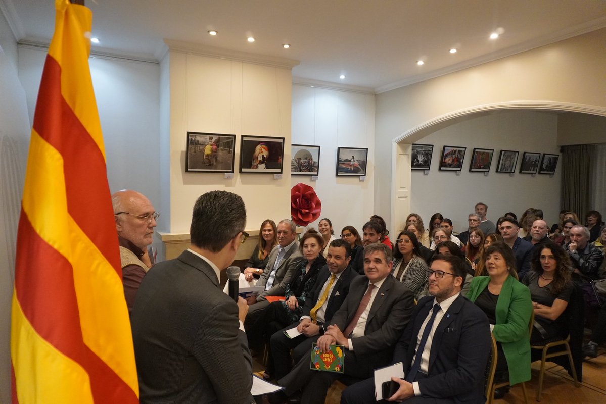 Claudia Lazzaro tweet media