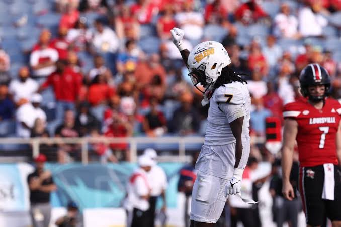 That Hurts tweet media