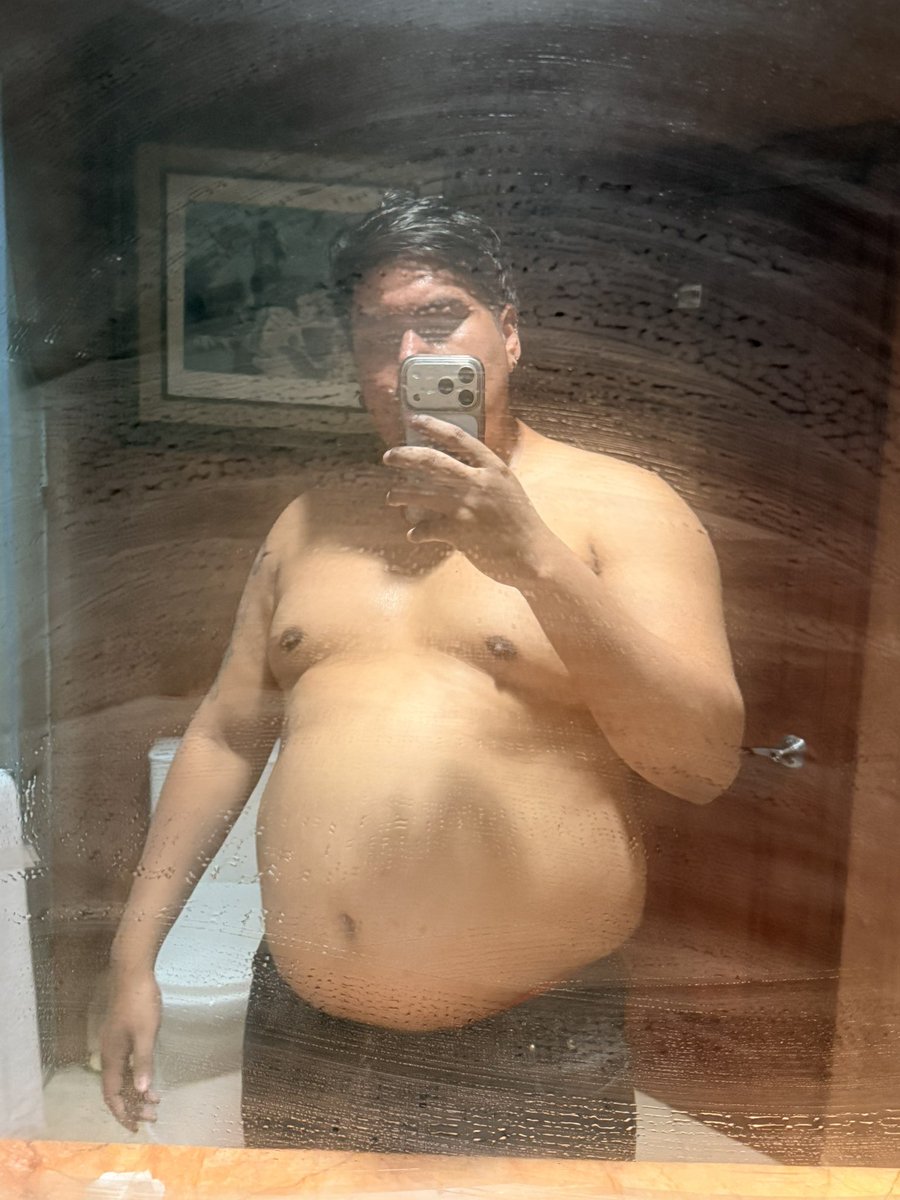 washed-up rockstar tweet media