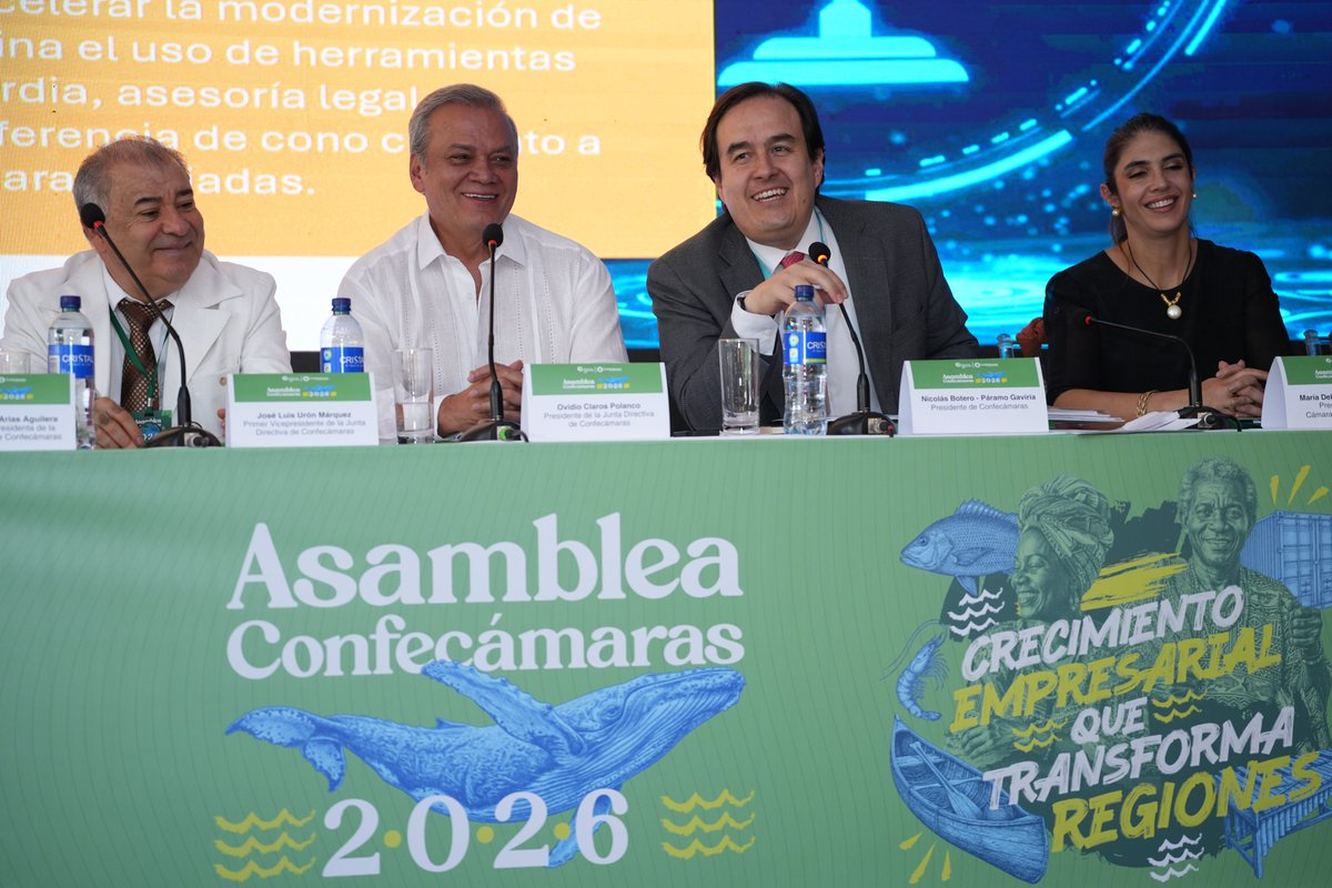 Confecamaras's tweet photo. Bajo el liderazgo del presidente de la Junta Directiva, Ovidio Claros Polanco (@Ovidio_Claros_ ), y del presidente de la Confederación, Nicolás Botero -Páramo Gaviria (@NicolasBotero), los presidentes ejecutivos de las 58 Cámaras de Comercio compartieron, debatieron y avanzaron en temas clave con un objetivo claro: fortalecer la formalización empresarial, impulsar la productividad y competitividad territorial, y generar las condiciones para que más empresas crezcan, se formalicen y contribuyan al desarrollo sostenible de todas las regiones de Colombia.