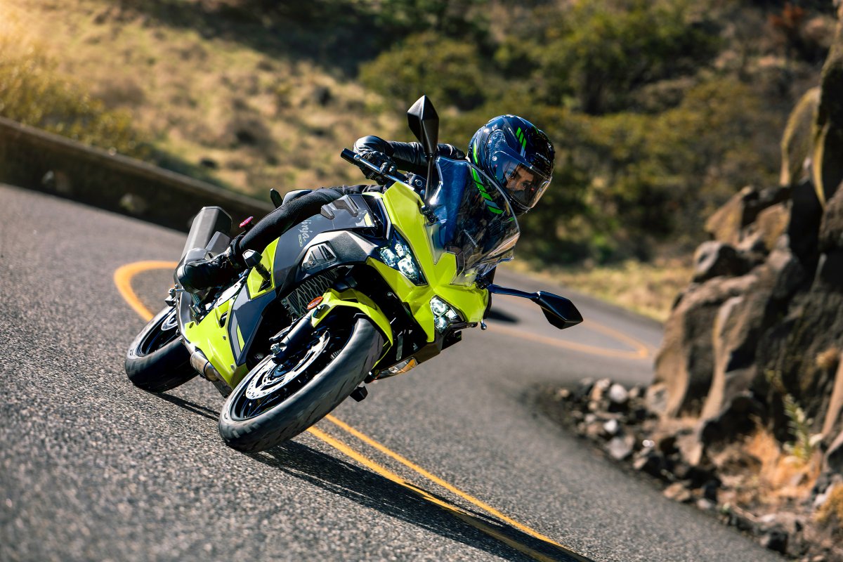 kawasakimex's tweet image. Cuando la tecnología mejora tu experiencia.🏍️ 
Así se siente la #NINJA 500 SE ABS. 
Precisión y control en cada curva 🏁

🔗  Visita nuestro sitio web y conoce más sobre ella. tinyurl.com/46etzufh

#KawasakiMéxico #LetTheGoodTimesRoll