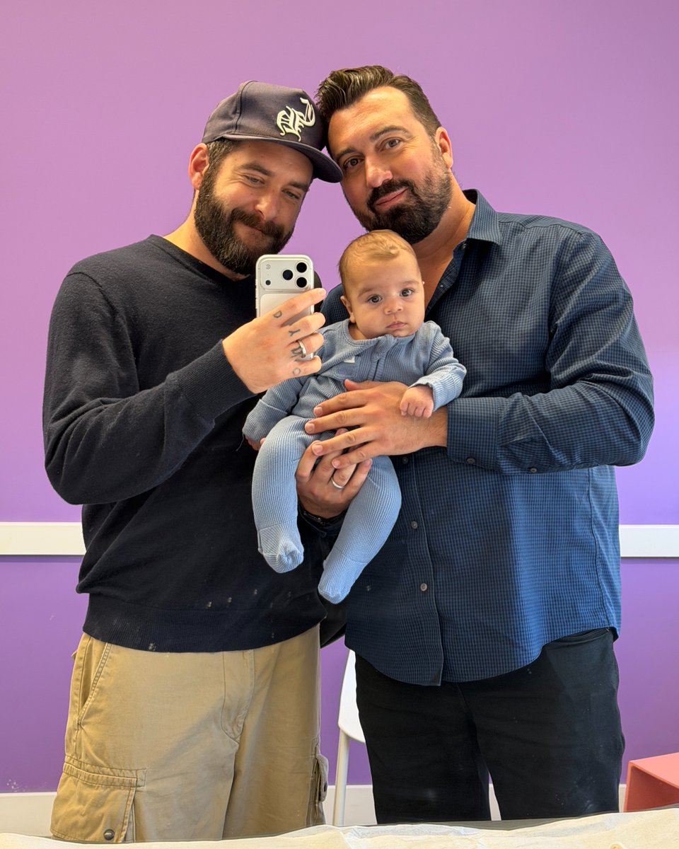 Lionel ✟ tweet media