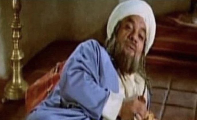 - يُولَدُ القَلْبُ مُنْدَفِعًا كَالطَّائِرَاتِ  ثُمَّ تُعَلِّمُهُ                                                                     الصفَعَاتُ أَنْ يَمْشِيَ بِتَأَنٍّ ..!!!