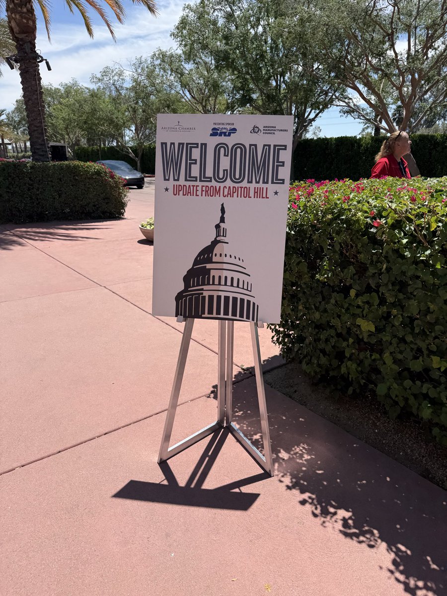 LopezForArizona tweet media