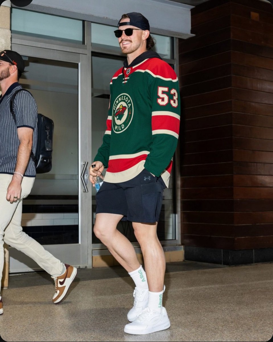 Ole075's tweet image. Fixed it! #mnwild