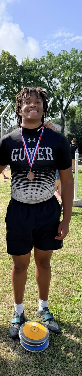 XavierColson1's tweet photo. New 145ft PR🔥🔥🔥
Earned Third place medal 🥉 https://t.co/pDaqCgAMZA