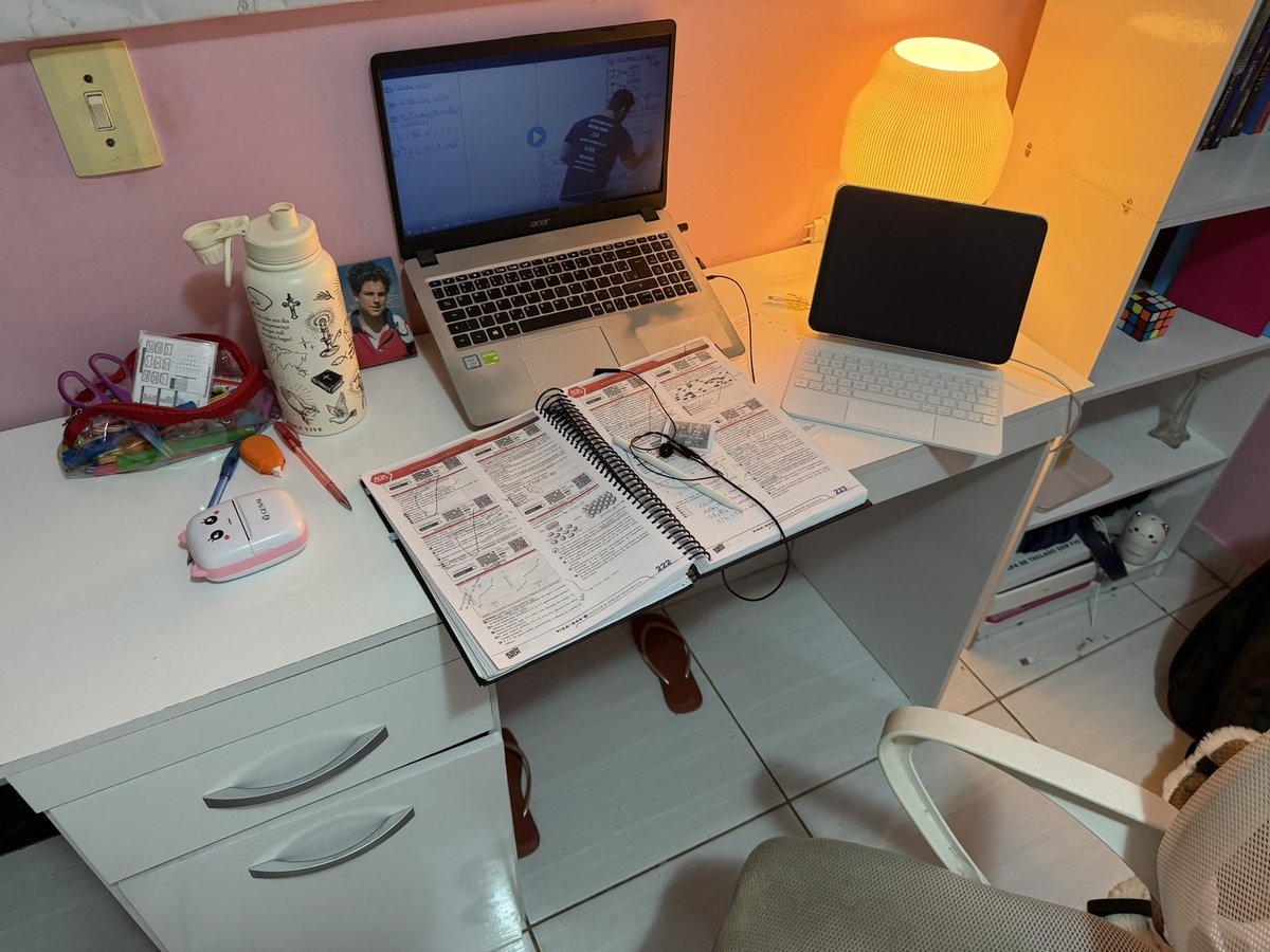 Laís B 🩺| Medicina tweet media