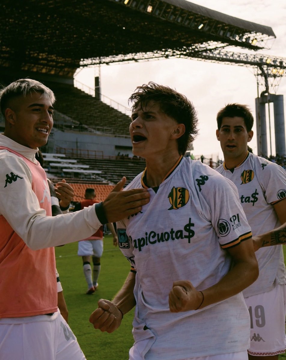 🥀Con la tragedia de la victoria de Deportivo Riestra vs Independiente, ¿que tiene que ocurrir para que Aldosivi finalice el apertura fuera de descendo?

🚫Si pierde vs River finalizará el apertura en zona roja.

🧐Si empata vs River tiene que ganar en la última fecha y esperar