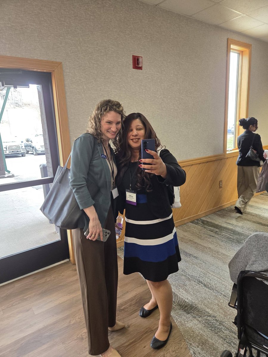 CallieMBarr's tweet photo. Great to be at the Inaugural Belong Conference today with Strangers No Longer.
Building strong, thriving communities means recognizing the contributions of everyone who calls this region home.
#callieforcongress #MI01 #Affordablelife https://t.co/lkiqstlXV8