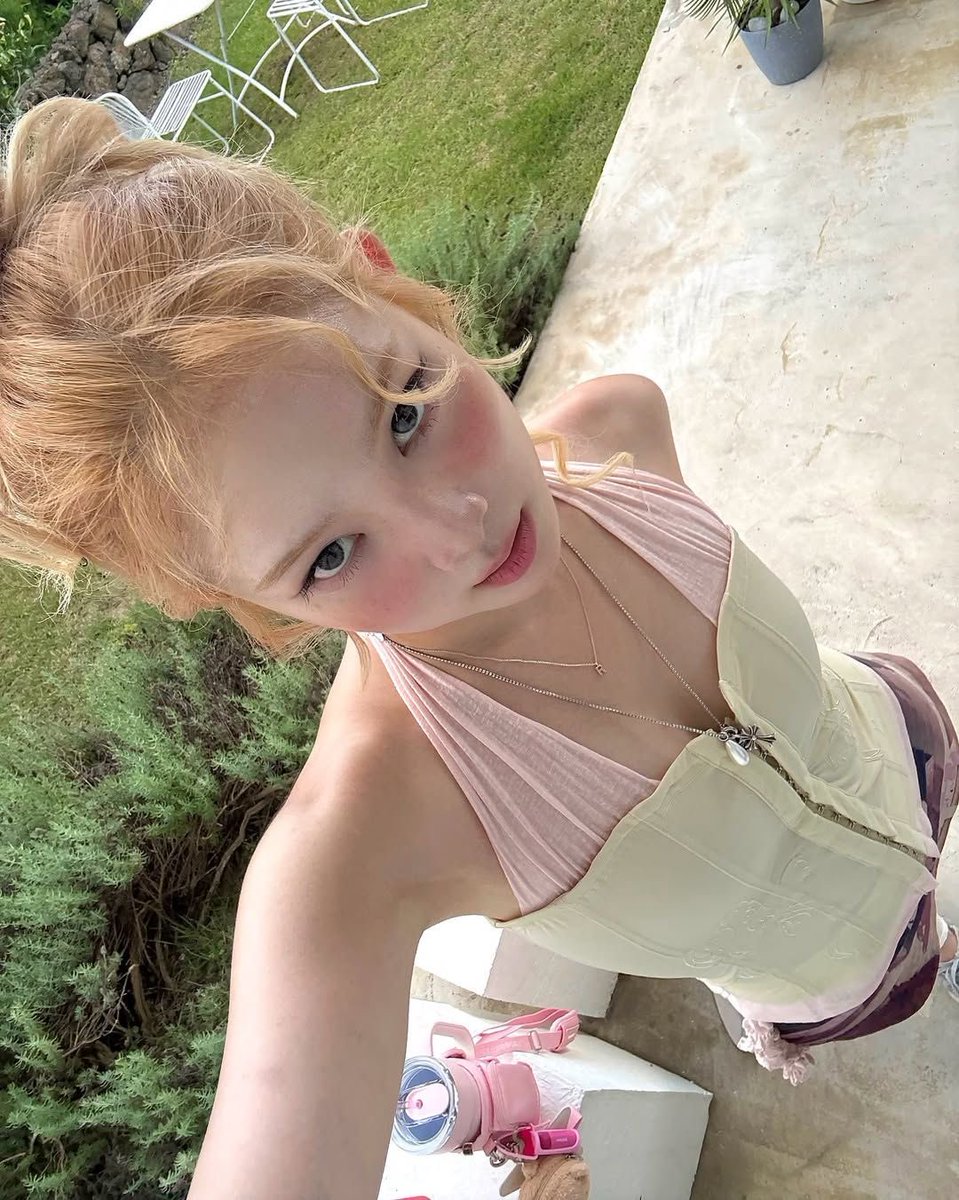 𓆩♱𓆪 tweet media