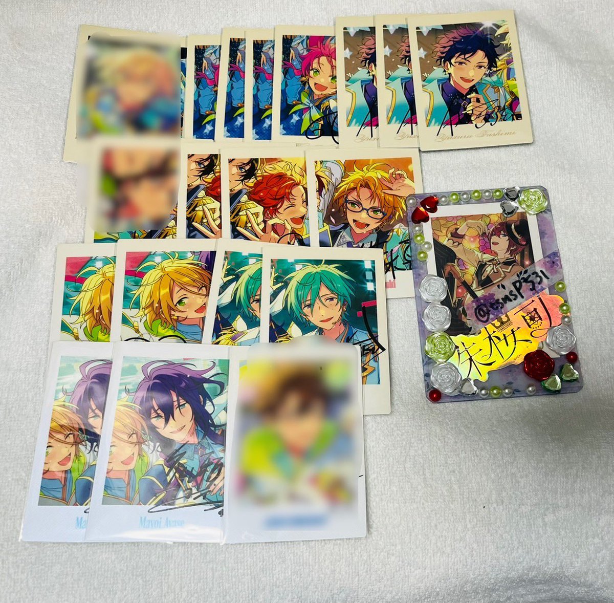 tsnsP531's tweet photo. 【交換・譲渡】あんスタ 10周年 ぱしゃっつ

譲▶︎ 桃李4弓弦3スバル2真  藍良2 巽2マヨイ2 ひなた4ゆうた3晃牙3なずな4創3光 敬人4紅郎4颯馬4維吹4レオ 嵐2つむぎ2宙3 カンナ https://t.co/VEK9NTmudP