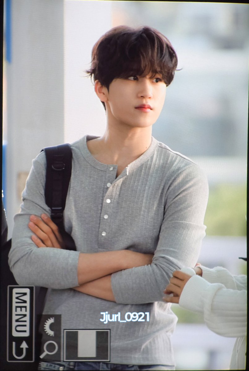 쭈리 tweet media